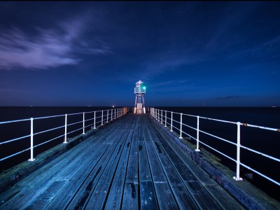 小孩发烧惊厥会不会是癫痫（小孩发烧发生惊厥会有危险吗?）